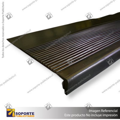 GRADA DE GOMA ESTRIADA 120 X 30 NEGRA CON PESTANA 120X30 NEGRA CON PESTANA